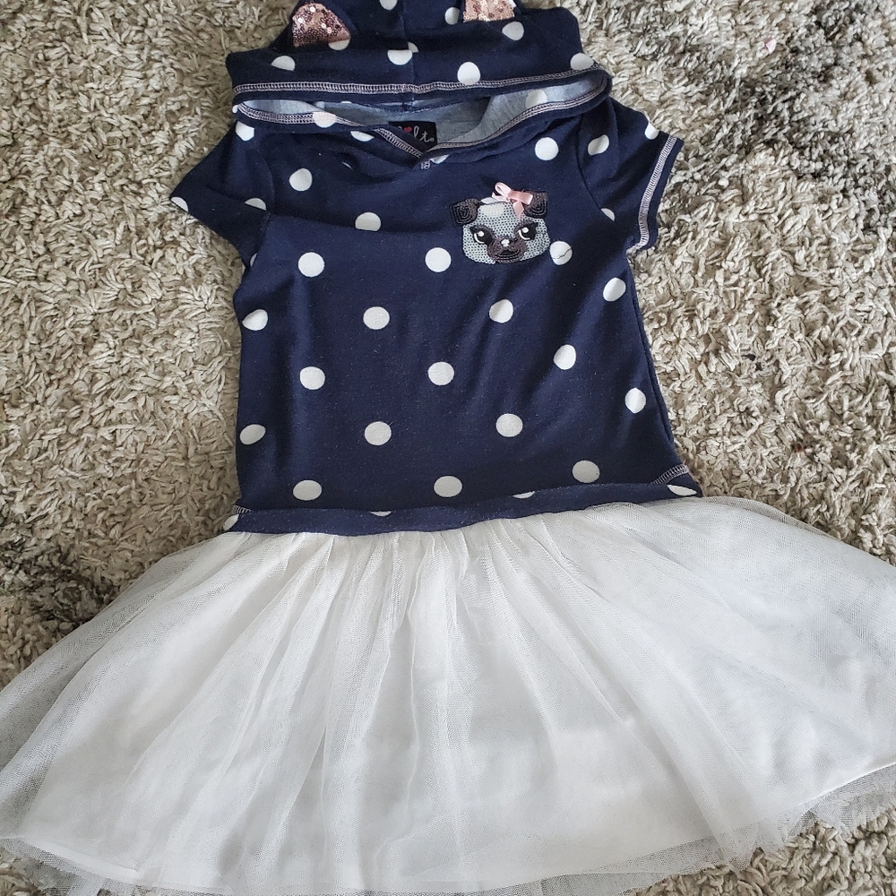 Hooded dress